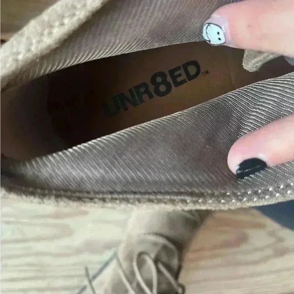 Unr8ted wedged ankle bootie size 8 - Picture 5 of 5